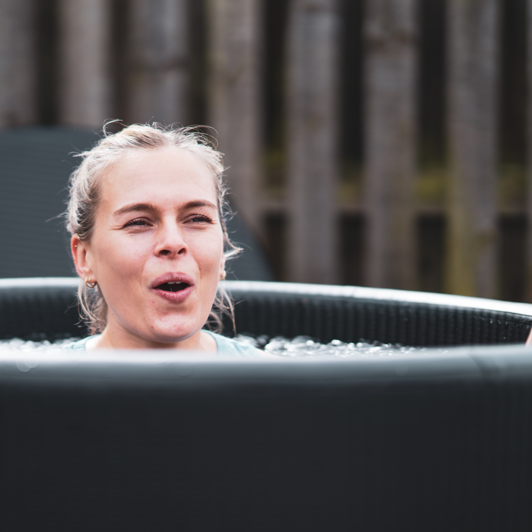 The Cold Pod Elite Lite Insulated Ice Bath Tub Bundle HK